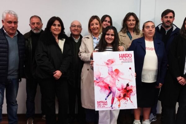 El Ayuntamiento de Haro elige el cartel «Mánchate de fiesta» para sus celebraciones de 2025