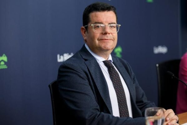 El Gobierno de La Rioja autoriza a la UR a enviar la memoria del Plan de Estudios del Grado de Medicina a la ANECA para su verificación.